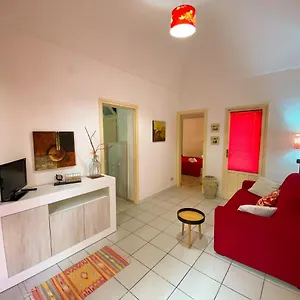  Casa vacanze La casetta di Pina Italia